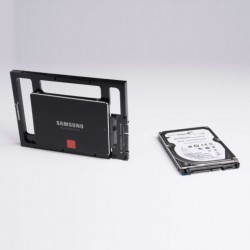 SABRENT 2.5″ SSD & SATA...